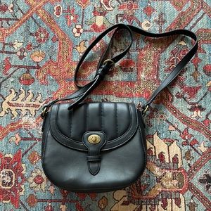 Universal Thread Black Crossbody Bag